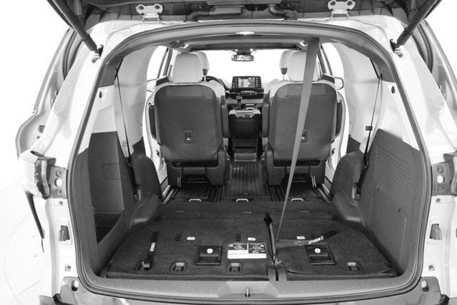 2024 Toyota Sienna XSE - 23077075 - 43