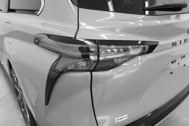 2024 Toyota Sienna XSE - 23077075 - 48