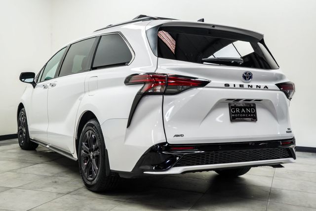 2024 Toyota Sienna XSE AWD 7-Passenger - 23084250 - 10