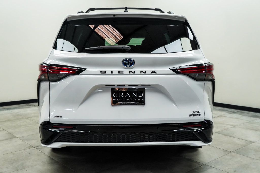 Toyota Sienna photo 9