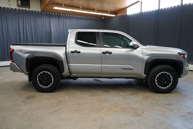 2024 Toyota Tacoma SR5 - 23076236 - 7