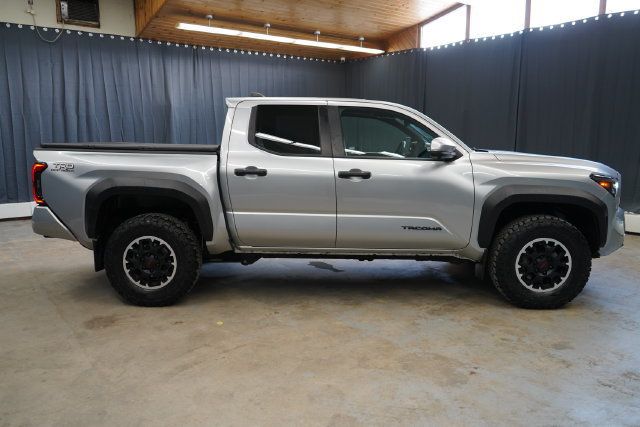 2024 Toyota Tacoma TRD Off Road - 23096564 - 7