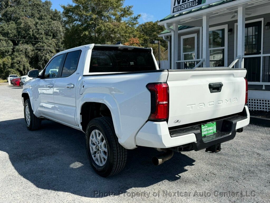 2024 Toyota Tacoma photo 3
