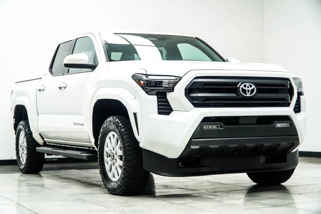 Toyota Tacoma photo 4