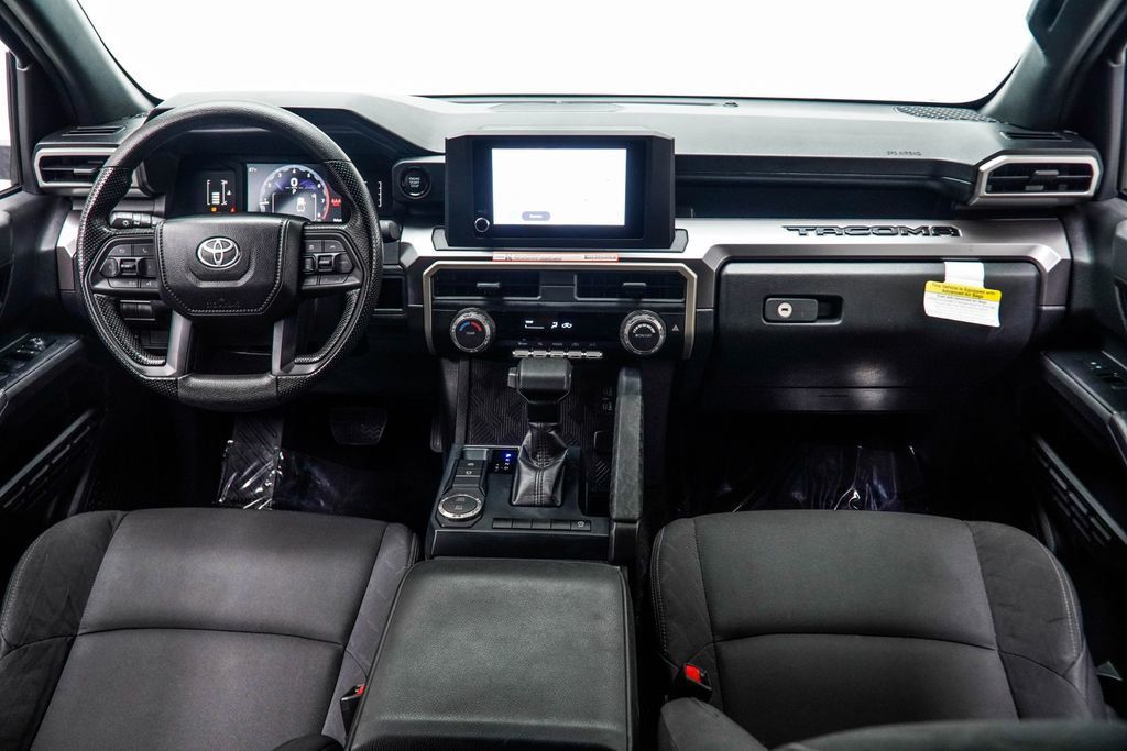 Toyota Tacoma photo 5