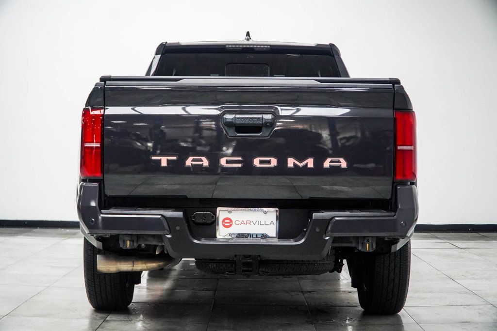 Toyota Tacoma photo 12