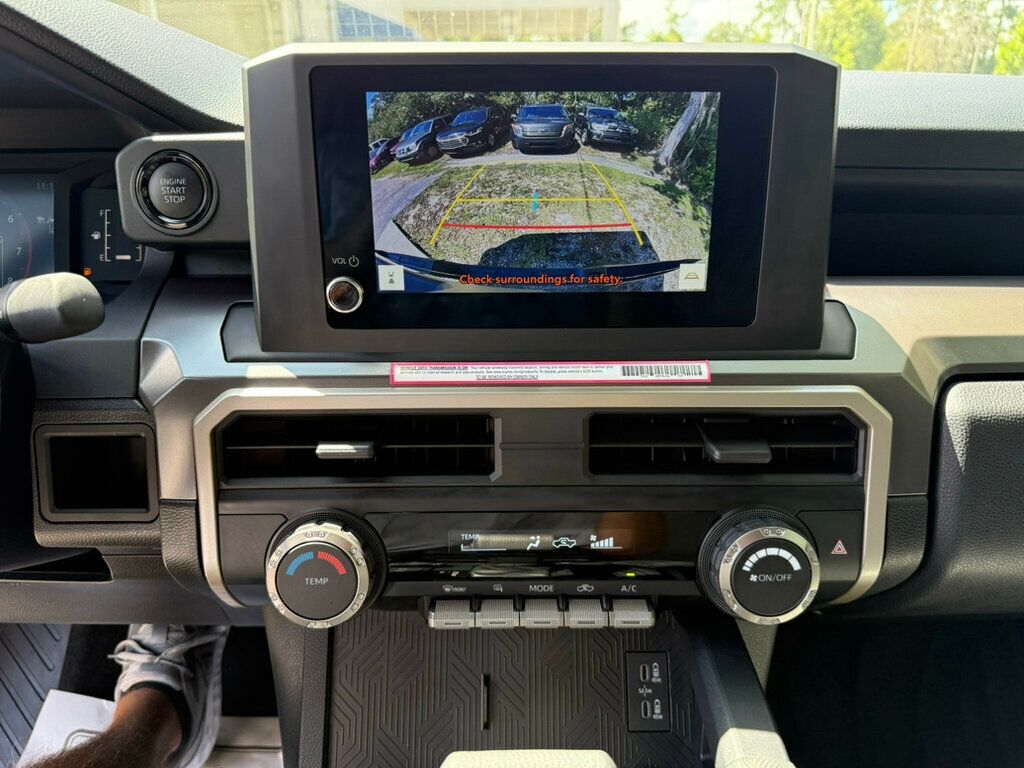 2024 Toyota Tacoma SR5 Double Cab photo 6