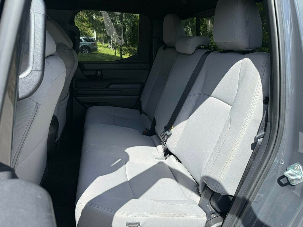 2024 Toyota Tacoma SR5 Double Cab photo 8