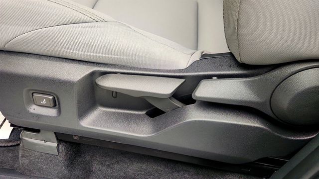 2024 Toyota Tacoma 2WD SR5 Double Cab 5' Bed Automatic w/ Black Oval Tube Steps - 22994112 - 10