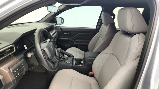 2024 Toyota Tacoma 2WD SR5 Double Cab 5' Bed Automatic w/ Black Oval Tube Steps - 22994112 - 18