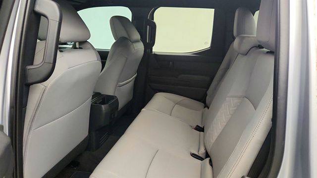 2024 Toyota Tacoma 2WD SR5 Double Cab 5' Bed Automatic w/ Black Oval Tube Steps - 22994112 - 19