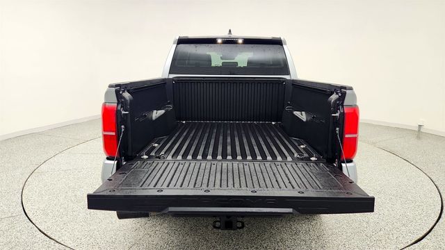 2024 Toyota Tacoma 2WD SR5 Double Cab 5' Bed Automatic w/ Black Oval Tube Steps - 22994112 - 20