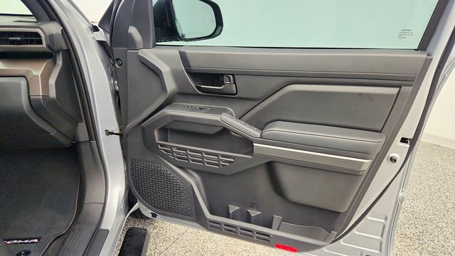 2024 Toyota Tacoma 2WD SR5 Double Cab 5' Bed Automatic w/ Black Oval Tube Steps - 22994112 - 24