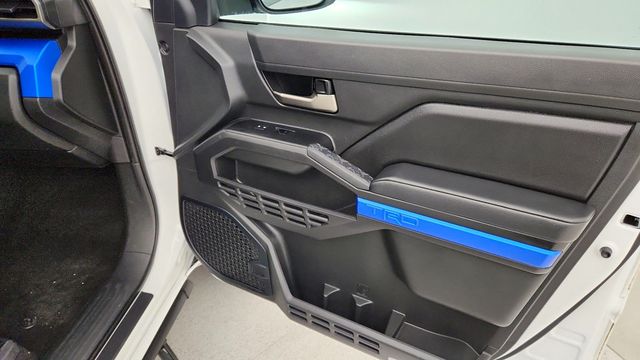 2024 Toyota Tacoma 2WD TRD Sport Double Cab 5' Bed Automatic w/Upgrade Pkg, Xseries - 22946717 - 22