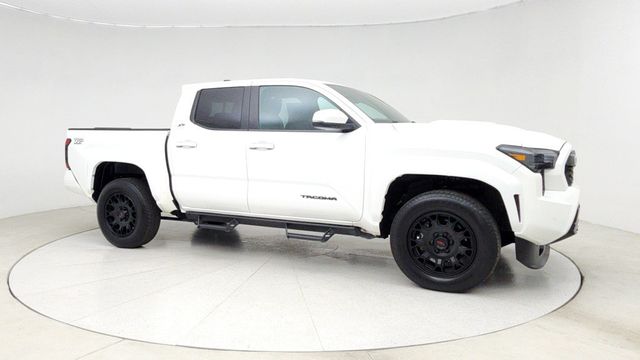 2024 Toyota Tacoma 2WD TRD Sport Double Cab 5' Bed Automatic w/Upgrade Pkg, Xseries - 22946717 - 7