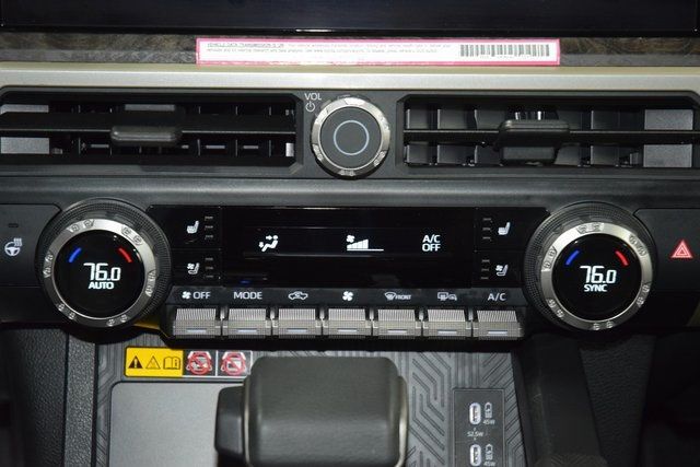 2024 Toyota Tacoma 4WD Limited Hybrid Double Cab 5' Bed Automatic - 22942842 - 31