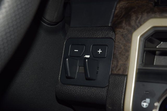 2024 Toyota Tacoma 4WD Limited Hybrid Double Cab 5' Bed Automatic - 22942842 - 33