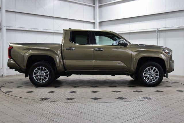2024 Toyota Tacoma 4WD Limited Hybrid Double Cab 5' Bed Automatic - 22942842 - 8