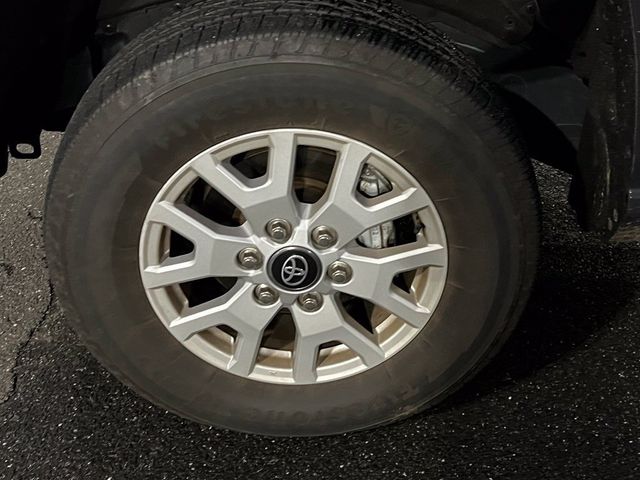 2024 Toyota Tacoma 4WD SR5 Double Cab 5' Bed Automatic - 23096006 - 9
