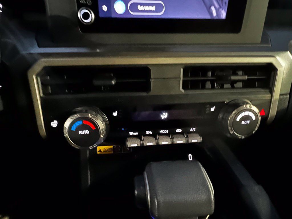 2024 Toyota Tacoma 4WD SR5 Double Cab 5' Bed Automatic - 23096006 - 17