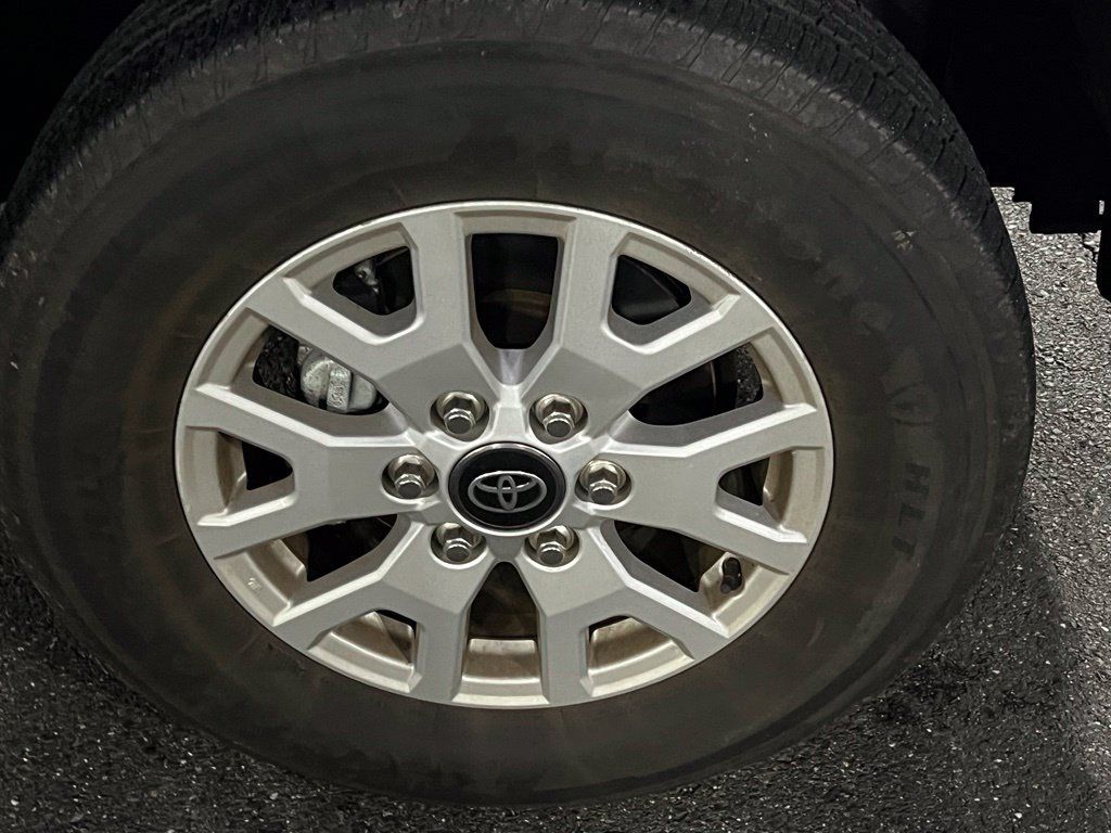 2024 Toyota Tacoma 4WD SR5 Double Cab 5' Bed Automatic - 23096006 - 8