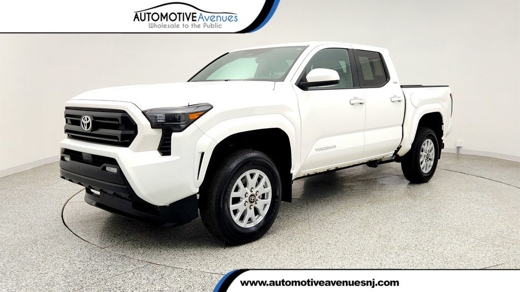 2024 Toyota Tacoma 4WD SR5 Double Cab 5' Bed Automatic - 23012914 | Video 1