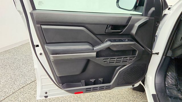 2024 Toyota Tacoma 4WD SR5 Double Cab 5' Bed Automatic - 23012914 - 9