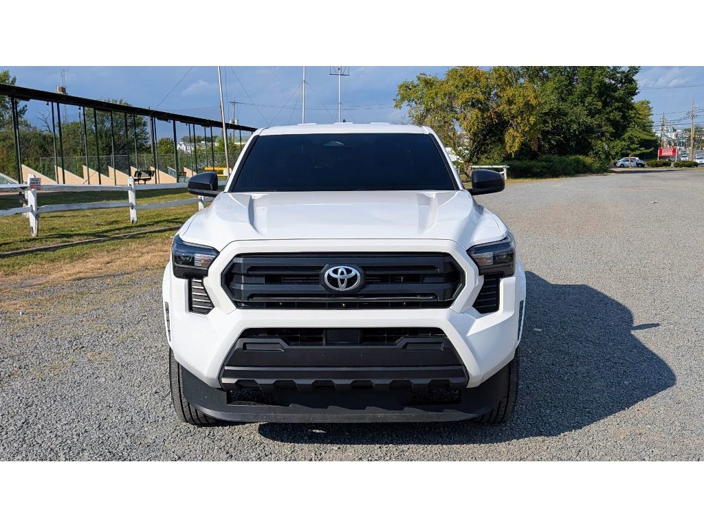 2024 Toyota Tacoma SR Double Cab photo 2