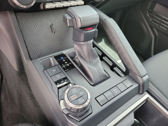 2024 Toyota Tacoma 4WD TRD Off-Road - 23011516 - 9