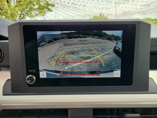 2024 Toyota Tacoma 4WD TRD Off-Road - 23011516 - 11