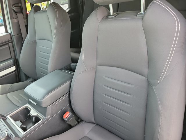2024 Toyota Tacoma 4WD TRD Off-Road - 23011516 - 5