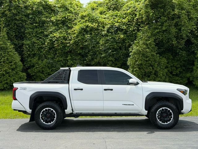 2024 Toyota Tacoma 4WD TRD Off Road Double Cab 5' Bed Automatic - 23036689 - 11