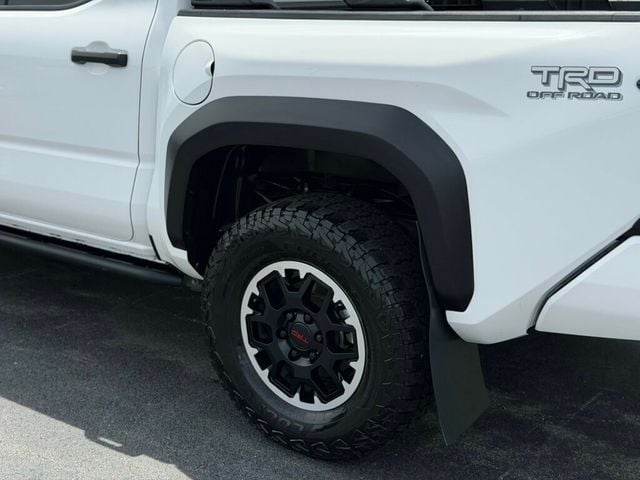 2024 Toyota Tacoma 4WD TRD Off Road Double Cab 5' Bed Automatic - 23036689 - 3