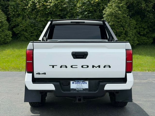 2024 Toyota Tacoma 4WD TRD Off Road Double Cab 5' Bed Automatic - 23036689 - 6