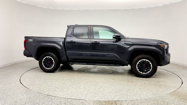 2024 Toyota Tacoma 4WD TRD Off Road Double Cab 5' Bed Automatic - 23007589 - 3