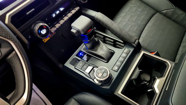 2024 Toyota Tacoma 4WD TRD Off Road Double Cab 5' Bed Automatic w/ Premium Pkg & SDM - 23033252 - 16