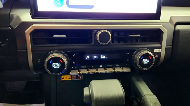 2024 Toyota Tacoma 4WD TRD Off Road Double Cab 5' Bed Automatic w/ Premium Pkg & SDM - 23033252 - 17
