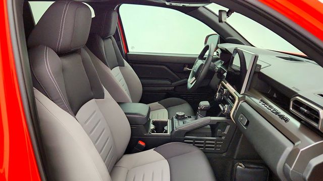 2024 Toyota Tacoma 4WD TRD Off Road Double Cab 5' Bed Automatic w/ Upgrade Package - 23019268 - 23