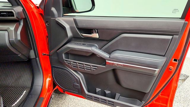 2024 Toyota Tacoma 4WD TRD Off Road Double Cab 5' Bed Automatic w/ Upgrade Package - 23019268 - 25