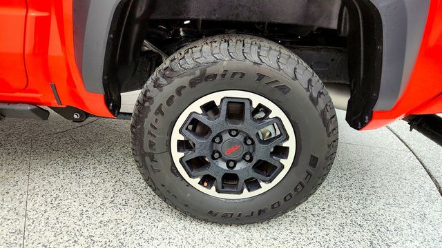 2024 Toyota Tacoma 4WD TRD Off Road Double Cab 5' Bed Automatic w/ Upgrade Package - 23019268 - 8