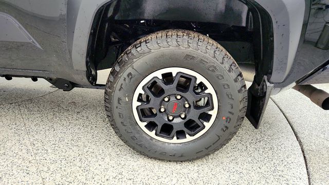 2024 Toyota Tacoma 4WD TRD Off Road Double Cab 6' Bed Automatic w/ Upgrade Package - 23015762 - 8