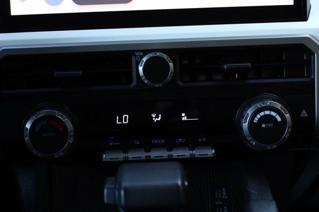 2024 Toyota Tacoma 4WD TRD OFF ROAD DOUBLE CAB W/ UPGRADED AUDIO/ 14" TOUCHSCREEN - 22922253 - 14