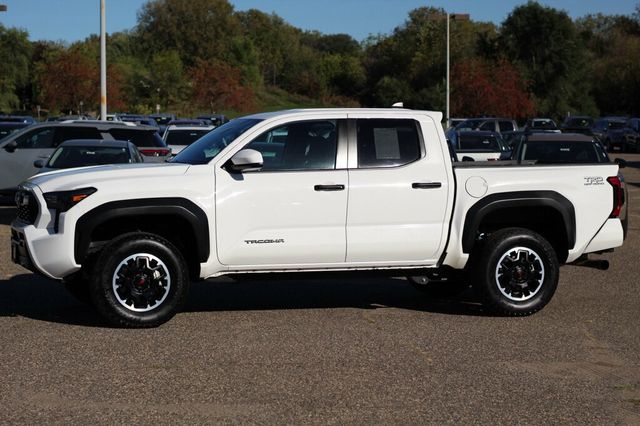 2024 Toyota Tacoma 4WD TRD OFF ROAD DOUBLE CAB W/ UPGRADED AUDIO/ 14" TOUCHSCREEN - 22922253 - 16