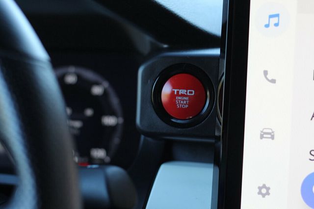 2024 Toyota Tacoma 4WD TRD OFF ROAD DOUBLE CAB W/ UPGRADED AUDIO/ 14" TOUCHSCREEN - 22922253 - 28