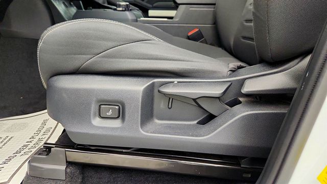 2024 Toyota Tacoma 4WD TRD Sport Double Cab 5' Bed Automatic w/ Premium Audio - 23011560 - 10