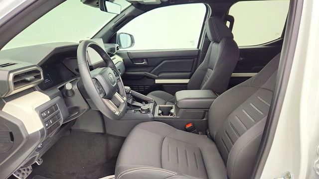 2024 Toyota Tacoma 4WD TRD Sport Double Cab 5' Bed Automatic w/ Premium Audio - 23011560 - 19