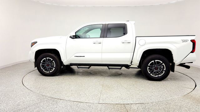 2024 Toyota Tacoma 4WD TRD Sport Double Cab 5' Bed Automatic w/ Premium Audio - 23011560 - 7