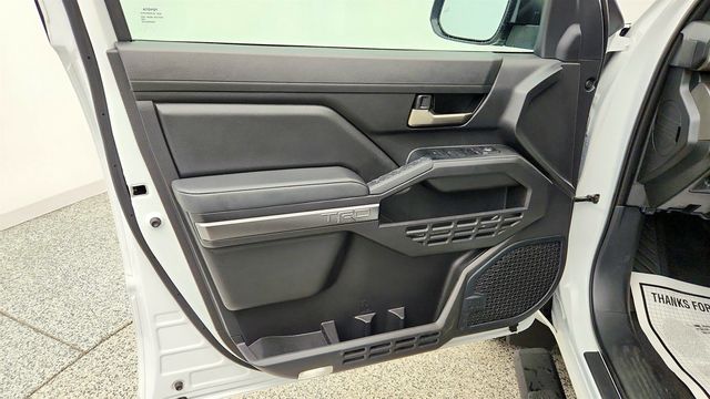 2024 Toyota Tacoma 4WD TRD Sport Double Cab 5' Bed Automatic w/ Upgrade Pkg - 23072406 - 9
