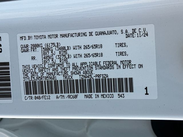 2024 Toyota Tacoma 4WD TRD Sport Double Cab 5' Bed MT - 22991645 - 22