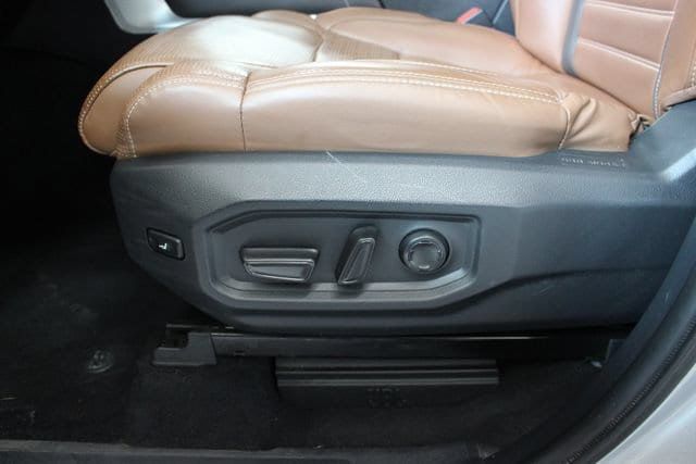2024 Toyota Tundra 1794 Edition - 23077617 - 30